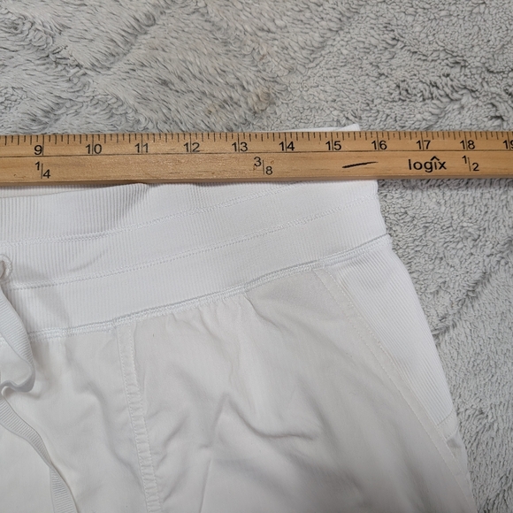 Lululemon Joggers Womens 10 White Dance Studio Mid Rise Lined Casual 28” - Picture 5 of 11